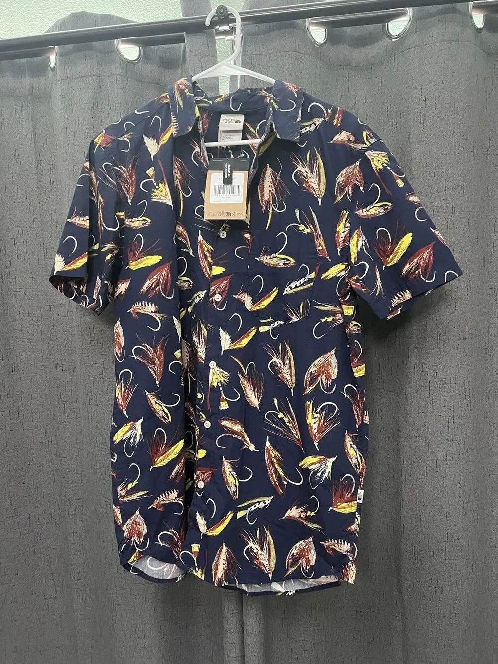 The North Face Blue Fish Print Button Up Shirt Size L NWT